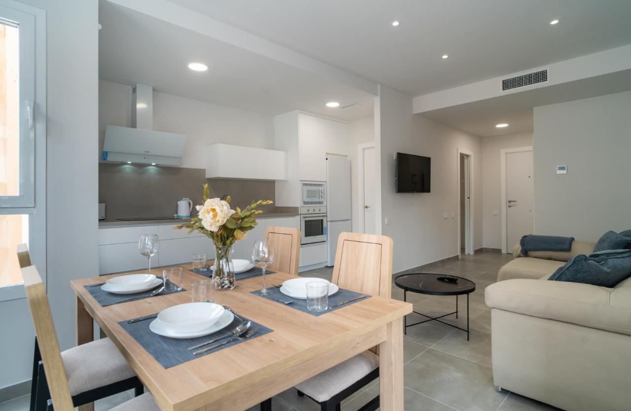 Aac Malaga - Apartamento Con Terraza, Muy Amplio, Totalmente Equipado, Cerca Del Centro Y Nuevo! Екстер'єр фото